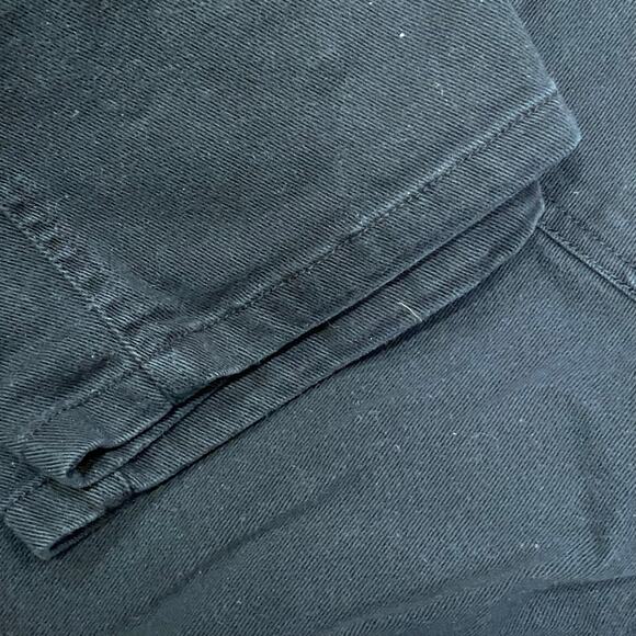 Bill Blass Stretch Jeans Size 12 Black Denim Straight Leg Classic 5-Pocket Style - Picture 7 of 8